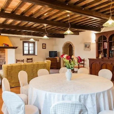 וילה Almone Sleeps 14 טורג'אנו