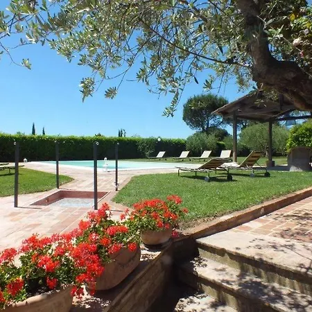 וילה Almone Sleeps 14 טורג'אנו